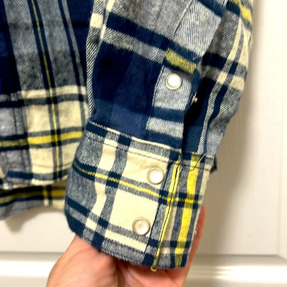 🏄🏻‍♂️🏄🏻‍♂️🏄🏻‍♂️DITCH PLAINS FLANNEL SHIRT NWOT SIZE LARGE 🏄🏻‍♂️🏄🏻‍♂️ - Picture 4 of 6